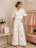 Set Denim Blanco con Detalles Florales